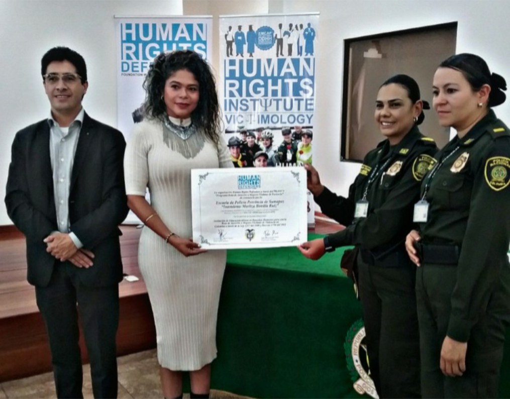 Certificación Escuelas de Policía Nacional en DDHH y Género
