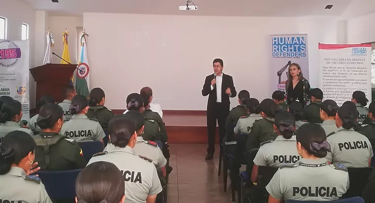 Capacitación a la Policía Nacional